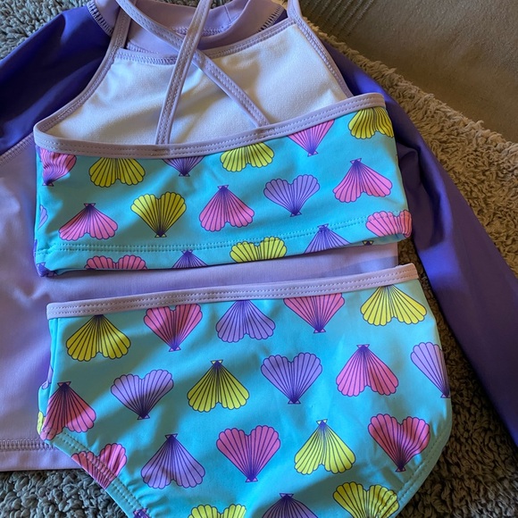 Joe Fresh 4 pc toddler swimsuit - Picture 2 of 7
